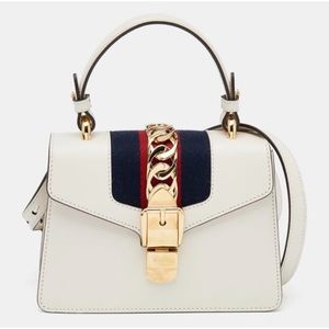 Gucci
Sylvie Top Handle Bag White Leather Mini Web Chain hand bag